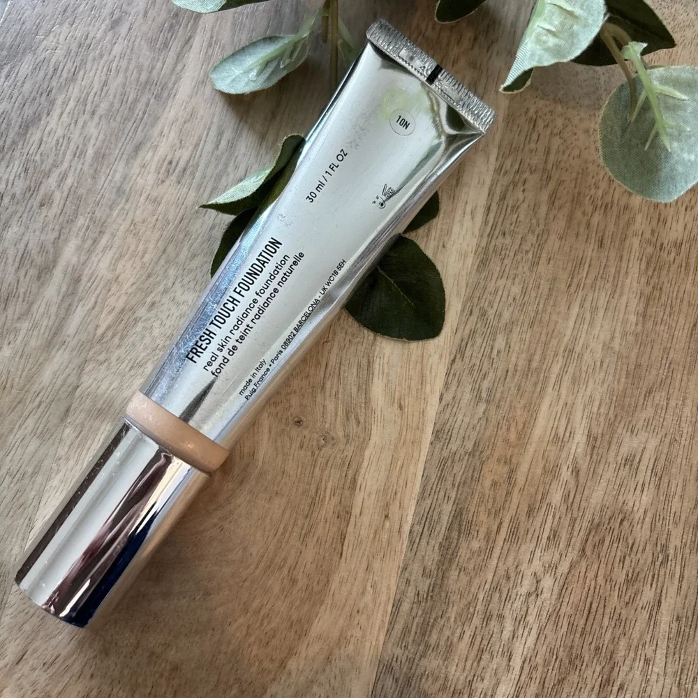 Paco Rabanne Fresh Touch Foundation 10N Full Size 1 oz - NEW NWOB